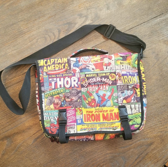 avengers messenger bag
